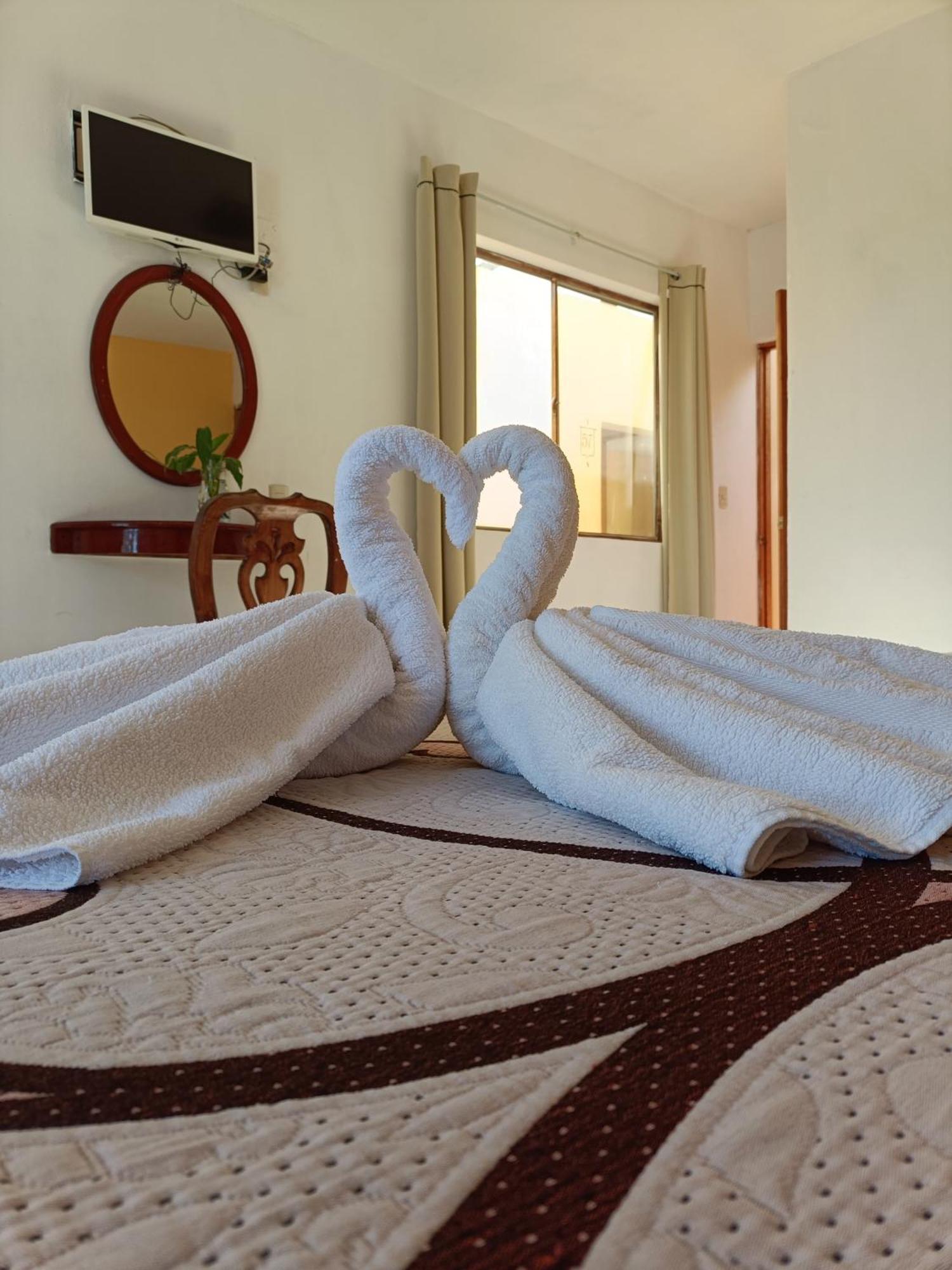 Hotel Camelinas Area Blanca Пацкуаро Екстер'єр фото